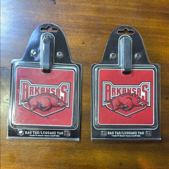 Arkansas Razorbacks Red Luggage Tag Set - Picture 1 of 3